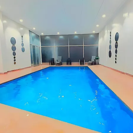 Le Spacieux De Gueliz Avec Piscine Et Terasse Marrakesh Exterior photo